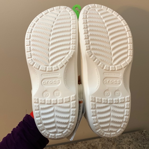 White Fur-Lined Crocs - Picture 5 of 10